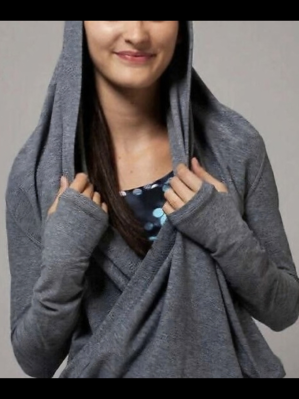 IVIVA***Cozy Gray Hooded Wrap